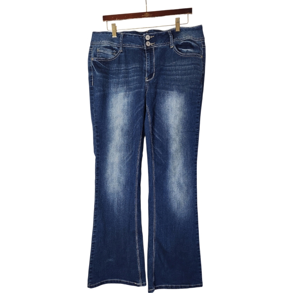 Wallflower Luscious Curvy Fit Jeans Size 17 (Juniors)
